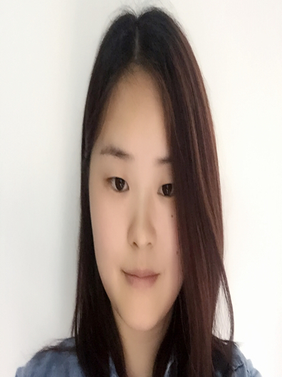 太阳成集团tyc7111cc:秦岚红西装帅气现身《决胜时刻》发布会 首度演绎宋庆龄感受历史厚重(图4) 太阳成集团tyc7111cc