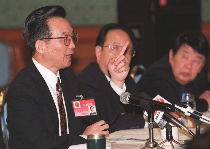 微博低调上线短视频APP——爱动小视频好玩的动感短视频‘太阳成集团tyc7111cc’(图3) 太阳成集团tyc7111cc