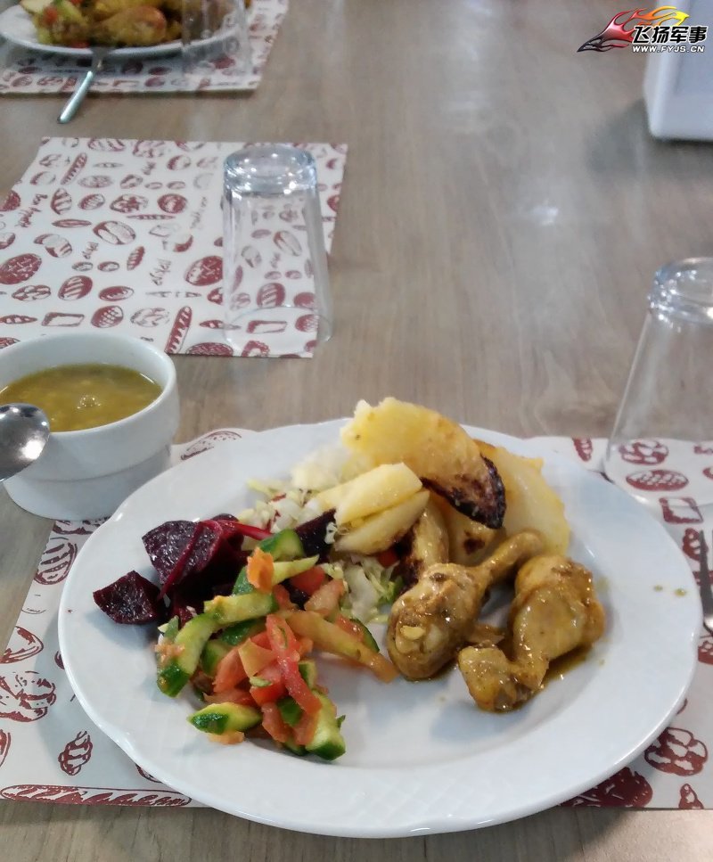 太阳成集团tyc7111cc-《二十岁》改档11月30日上映 笑闹青春引共鸣(图3) 太阳成集团tyc7111cc